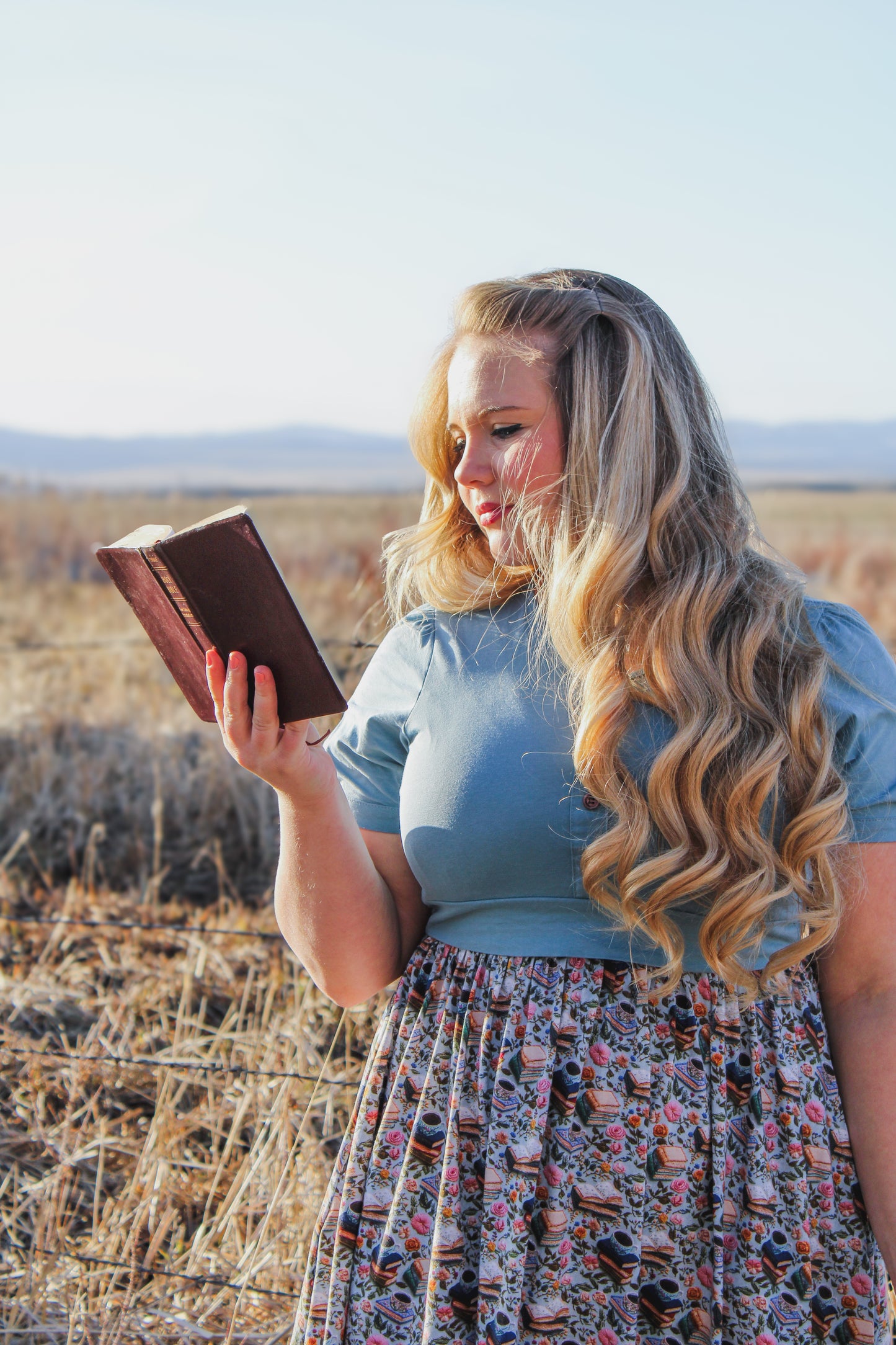 Pages & Posies ~ Rowena Midi