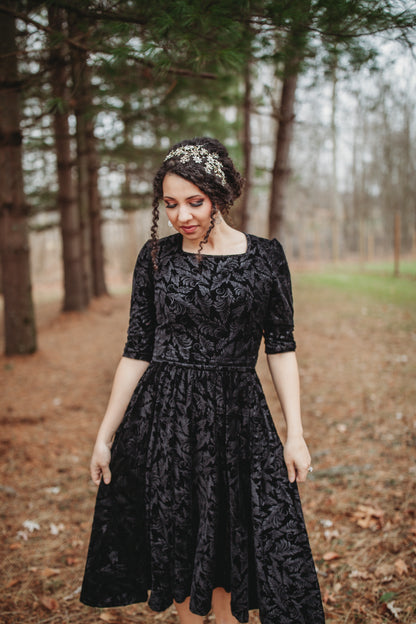 Noir Luxe ~ Windermere Dress