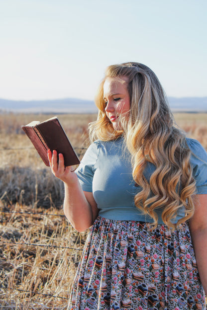 Pages & Posies ~ Rowena Midi