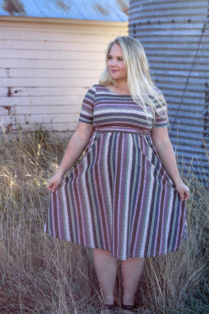 Beekeeper Bell ~ Etta Dress