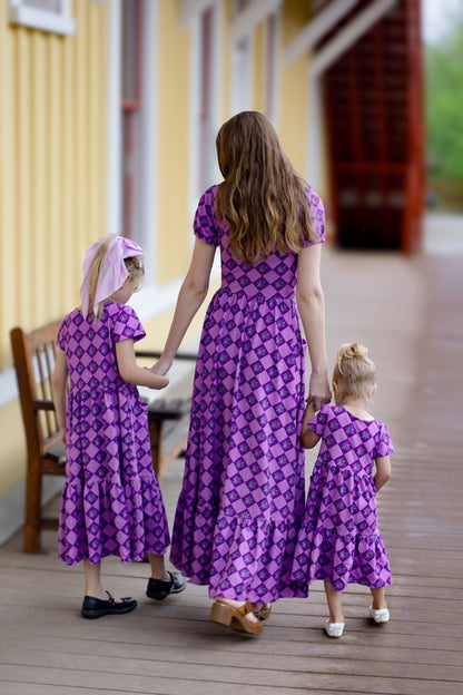Mountain Laurel ~ Novella Dress