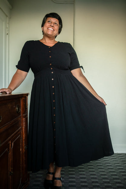 Ebony ~ Hearthside Dress