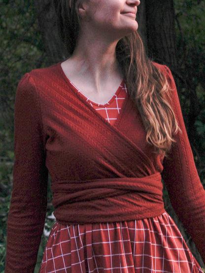 Poised Wrap